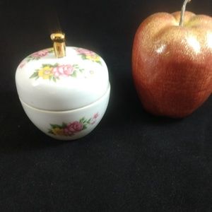 🦚Floral round trinket box with golden knob